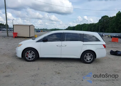 2011 Honda Odyssey Ex-L из США, поврежденный, VIN 5FNRL5H67BB011070